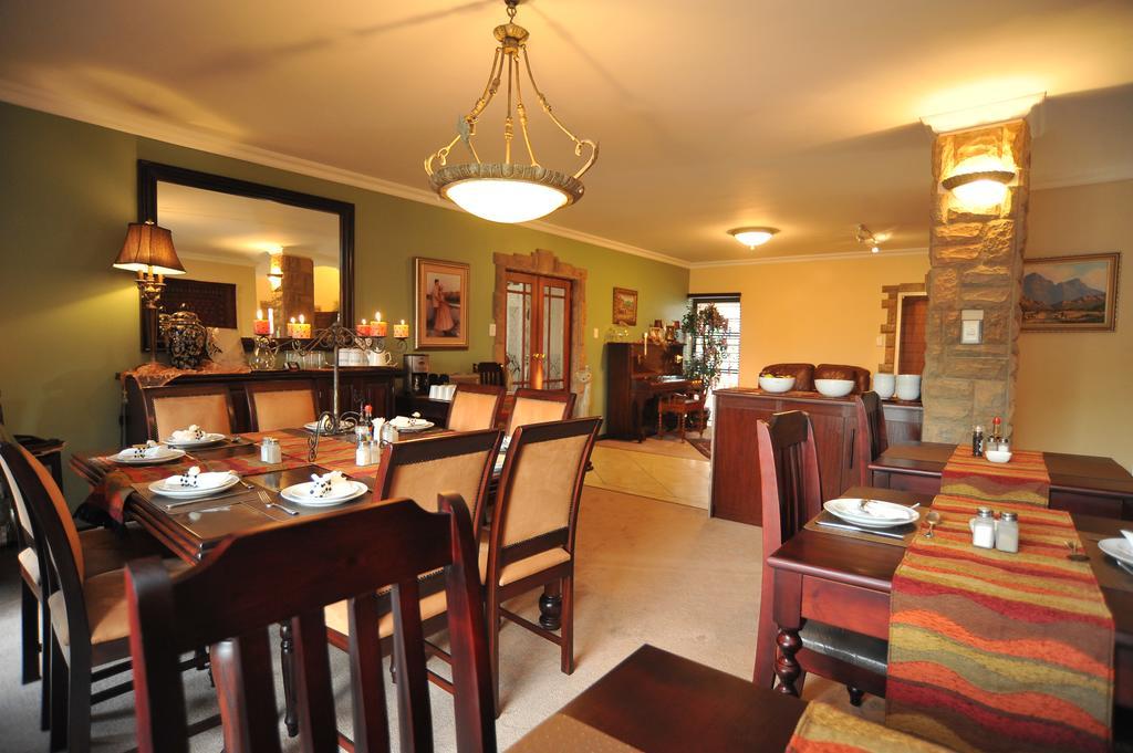 Sunset Manor Guest House بوتشيفستروم المظهر الخارجي الصورة