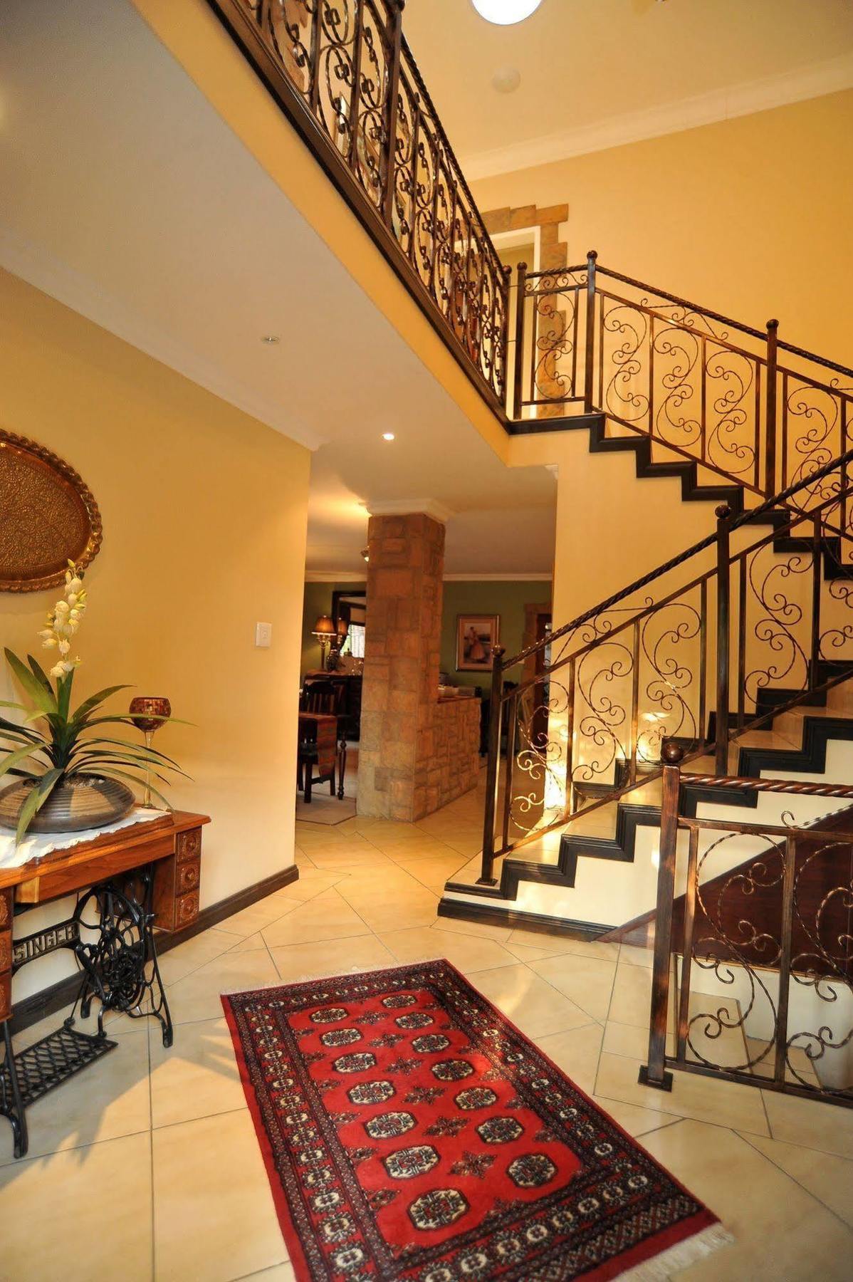 Sunset Manor Guest House بوتشيفستروم المظهر الخارجي الصورة